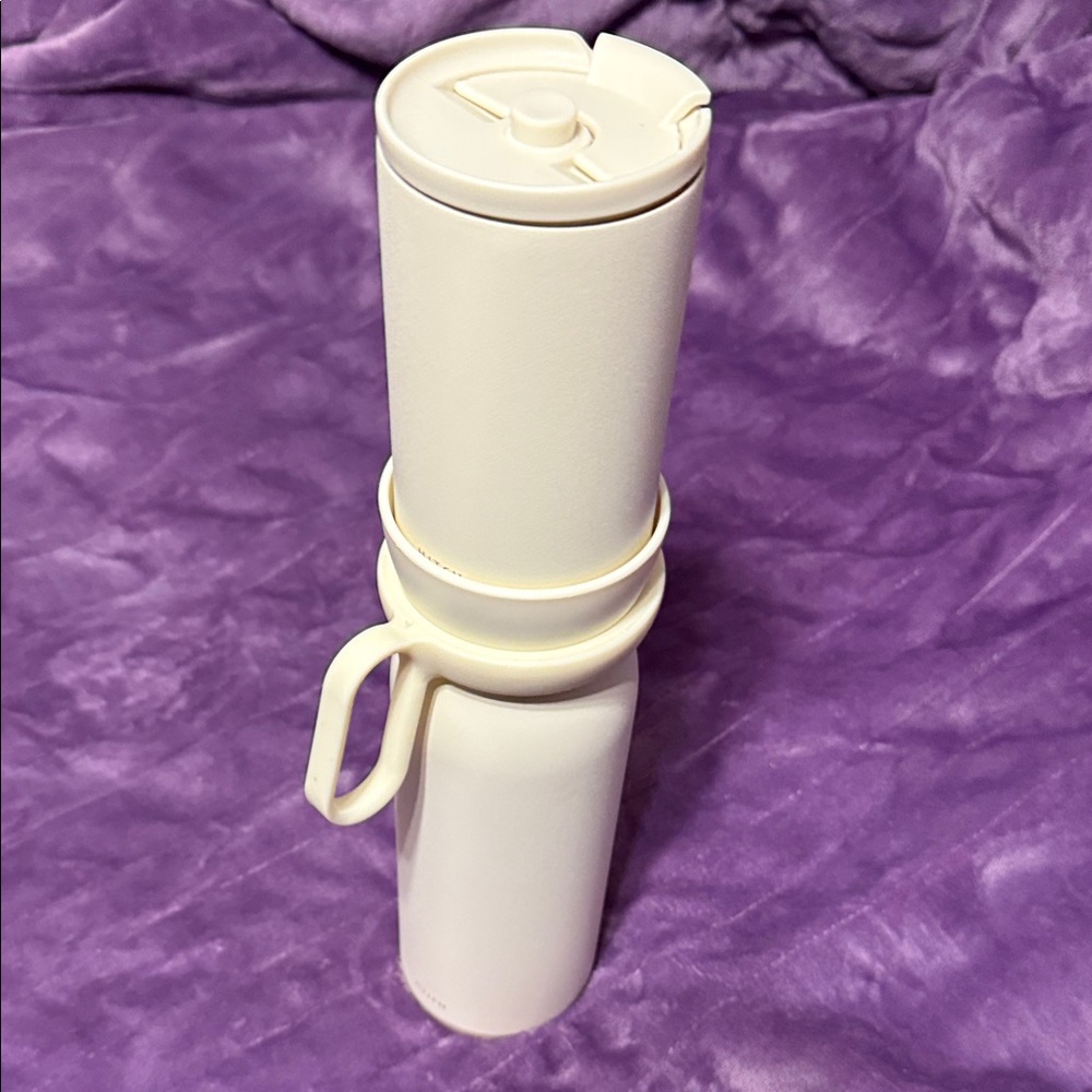 Hitch Water Bottle - Picture 10 of 11